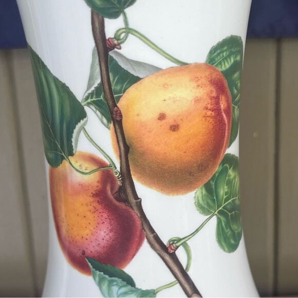 Portmeririon Pomona The Roman Apricot Spring Lamp - Picture 5 of 11